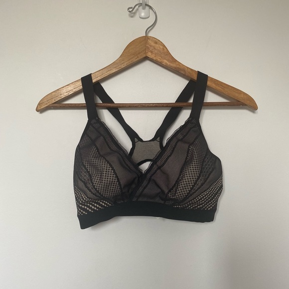 Lululemon Awake to Lace Bra Black/Beige Size 32 E - Picture 7 of 16